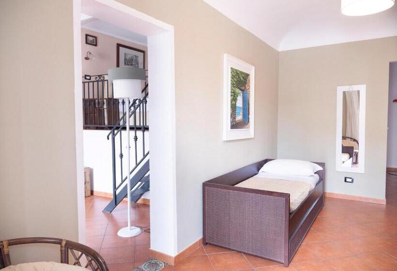 Kalamarina Rooms
