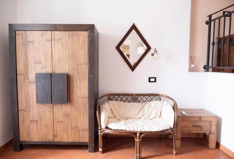 Kalamarina Rooms