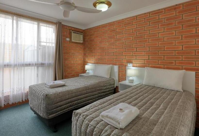 Мотель Gunsynd Motor Inn