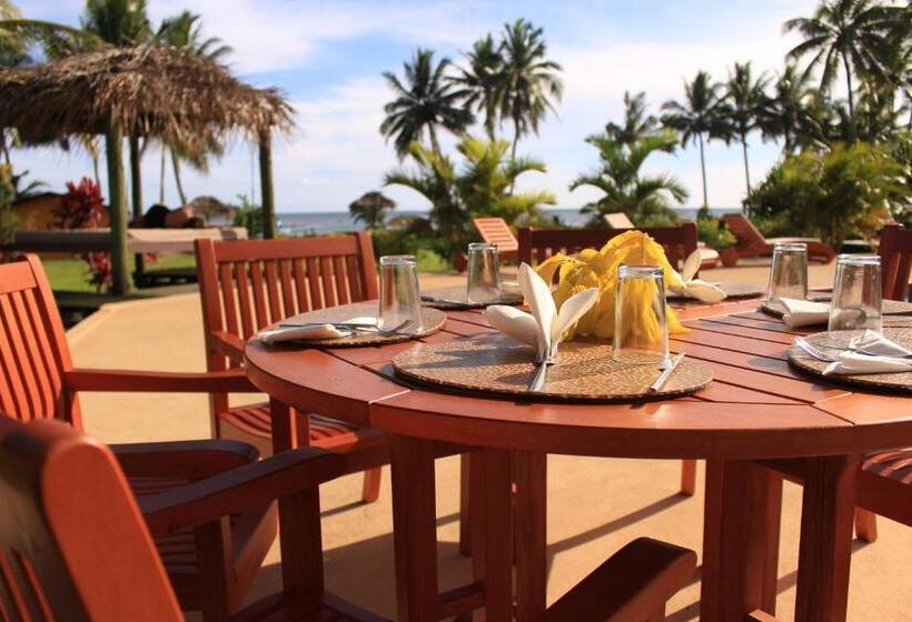 Waidroka Bay Resort