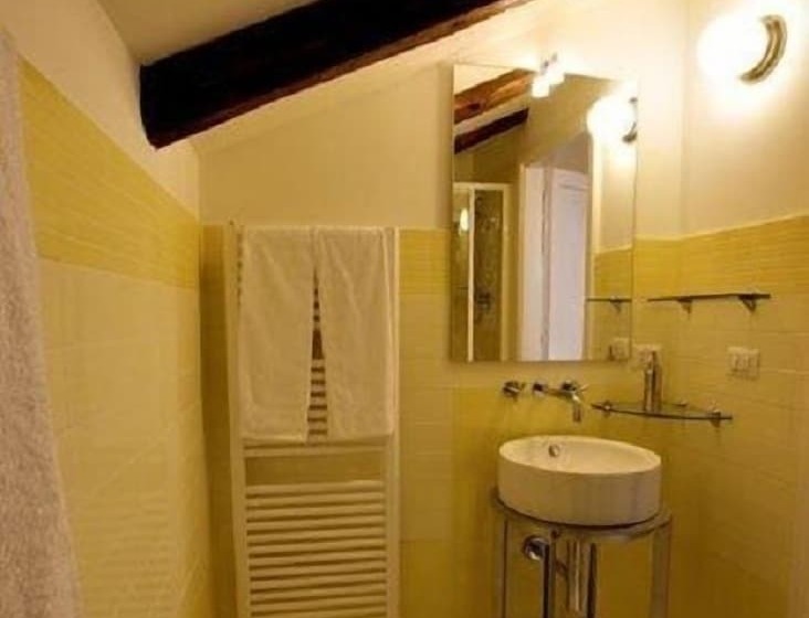 تختخواب و صبحانه La Casa Di Donn'amelia