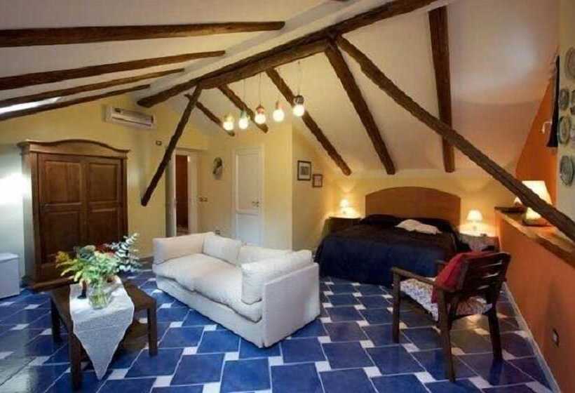 تختخواب و صبحانه La Casa Di Donn'amelia