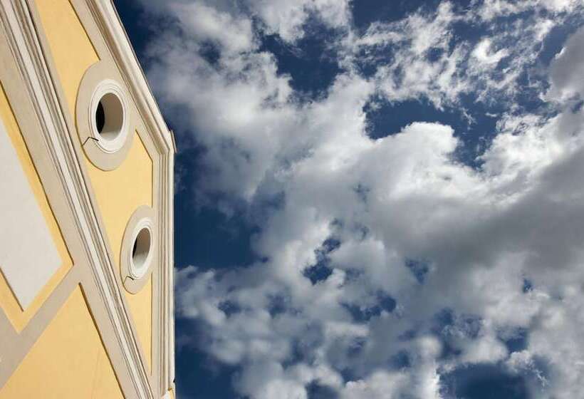 تختخواب و صبحانه La Casa Di Donn'amelia
