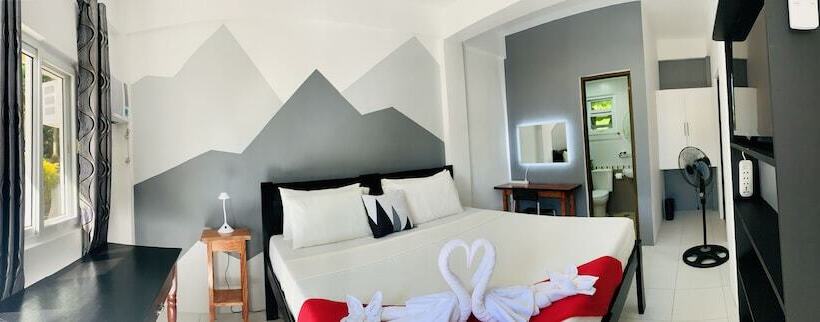 فندق Dive Batanes Lodge And Restaurant