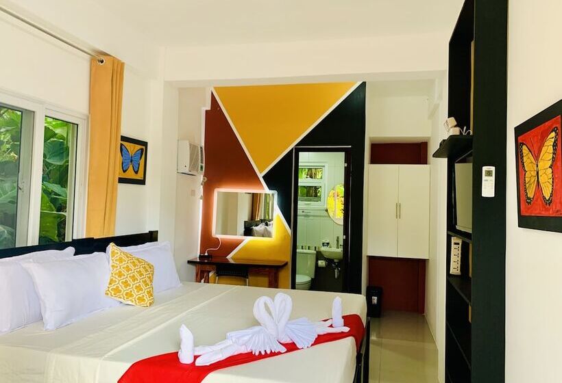 فندق Dive Batanes Lodge And Restaurant