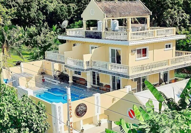 فندق Dive Batanes Lodge And Restaurant