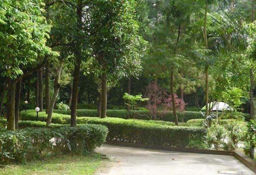 هتل Excelsior Sylhet Resort