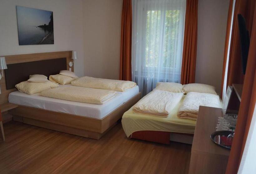 هتل Gasthof Zur Traube