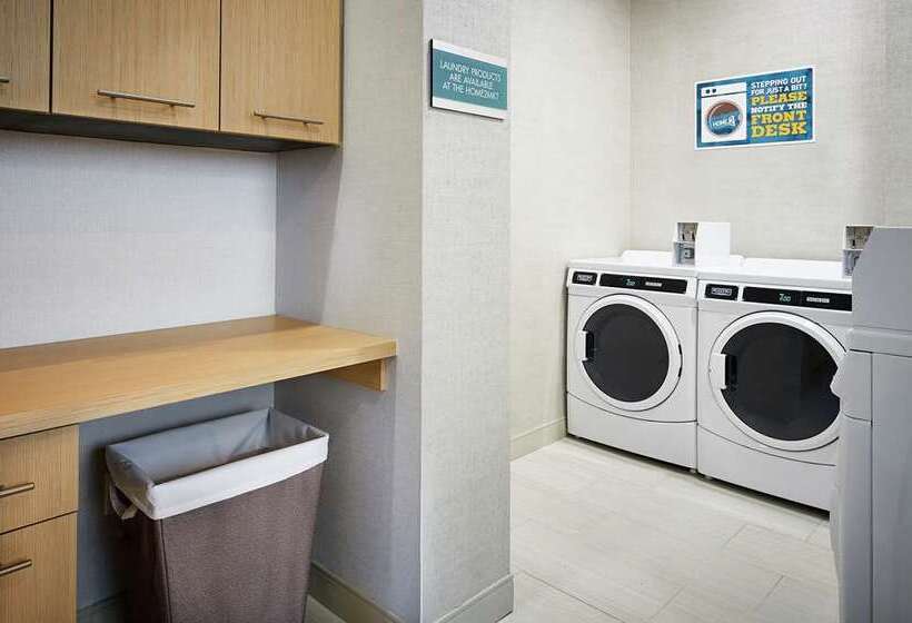 هتل Home2 Suites By Hilton Brantford