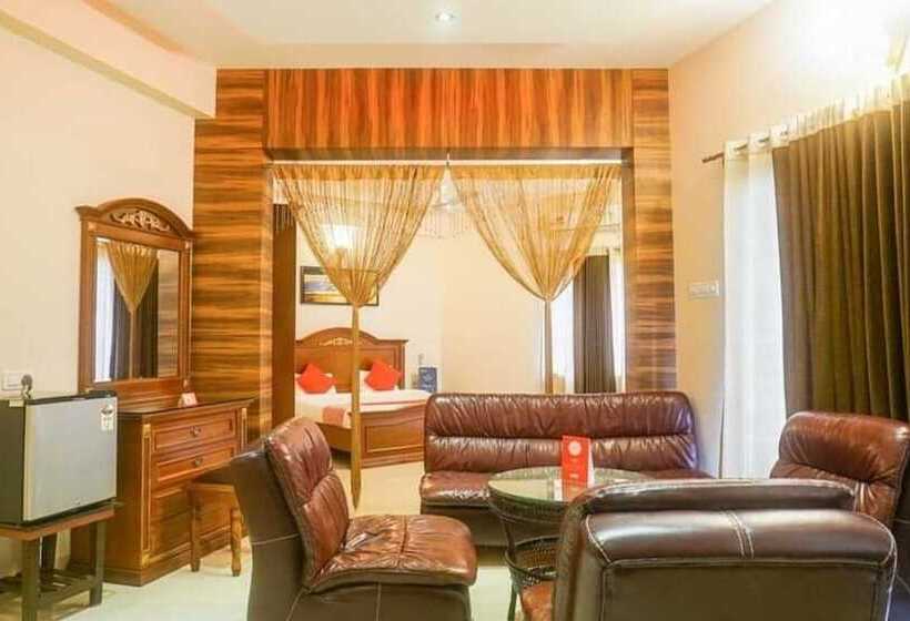 هتل Mahinder Inn By Sapphire Stays