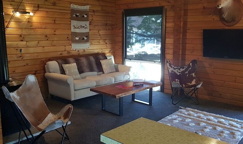 Lakeview Cottage