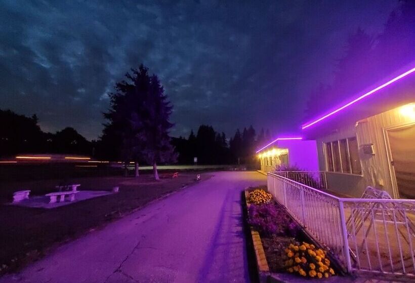Motel Happy Salmon