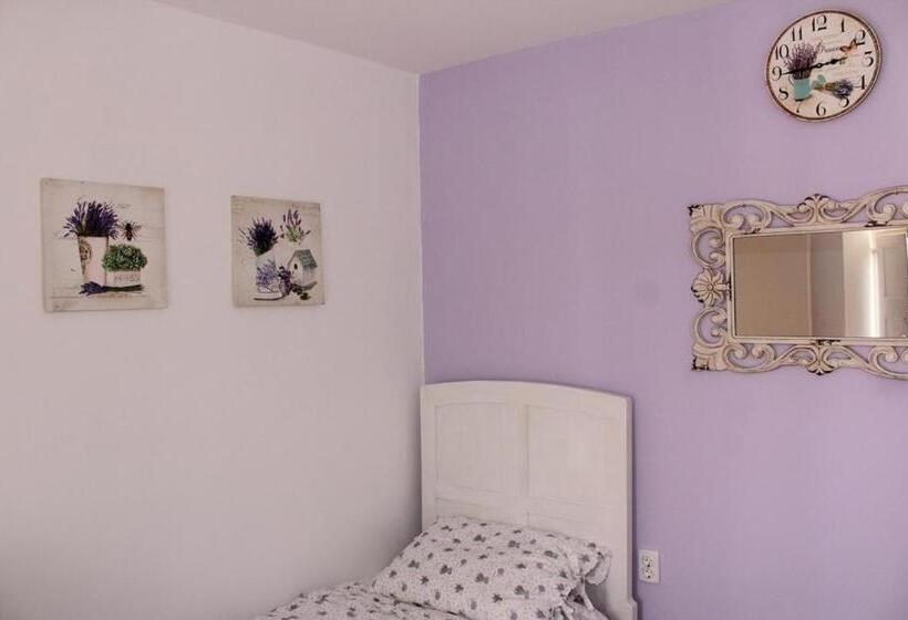 پانسیون Guest House Gugily