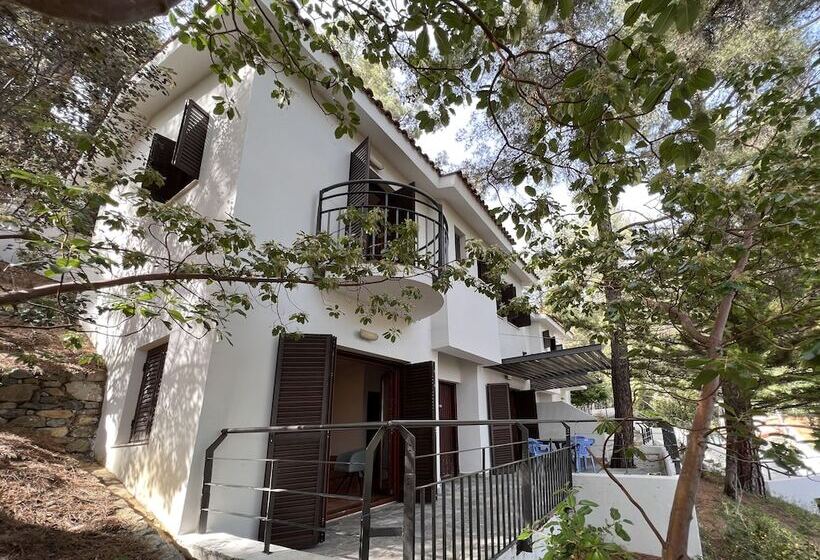 Poed Residences