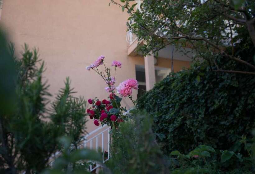 Villa Dubravka