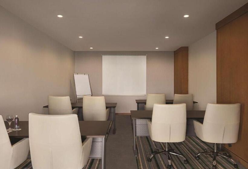 Vivid Jeddah Hotel, A Member Of Radisson Individuals