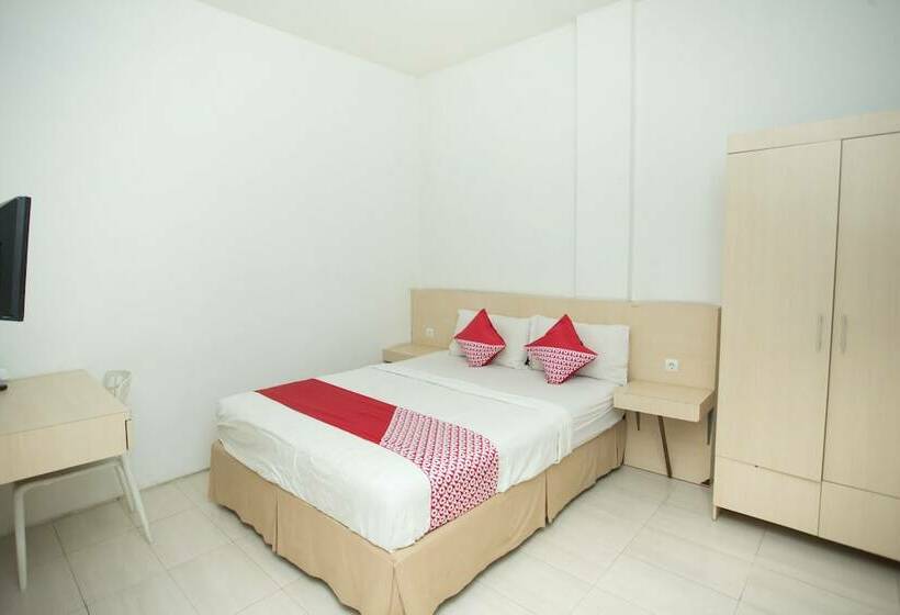 هاستل Lapan Lapan By Oyo Rooms