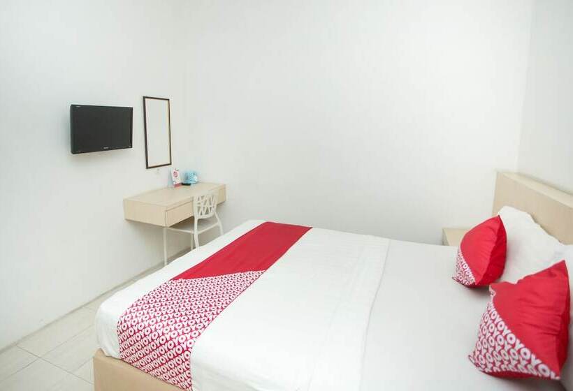 هاستل Lapan Lapan By Oyo Rooms