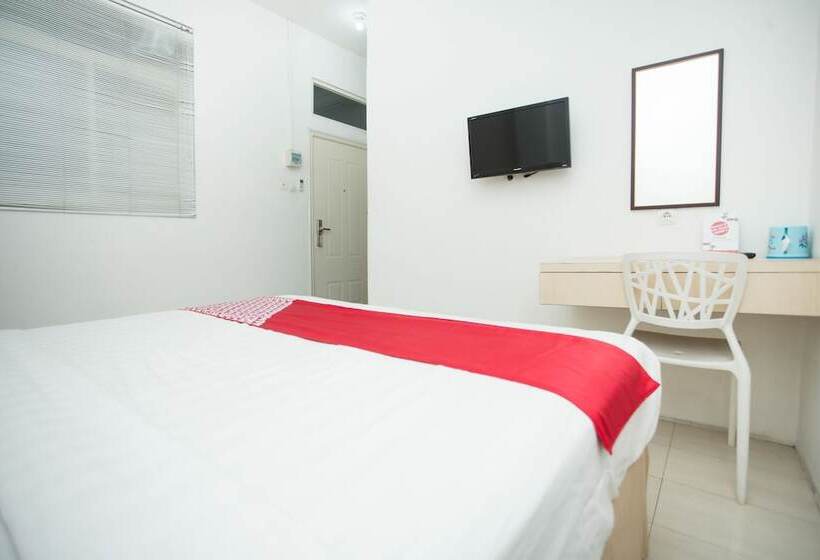 هاستل Lapan Lapan By Oyo Rooms