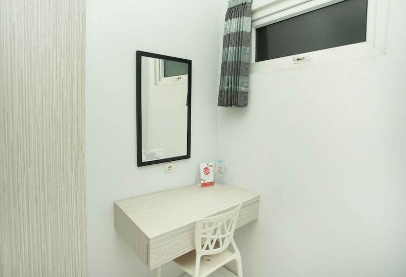 هاستل Lapan Lapan By Oyo Rooms