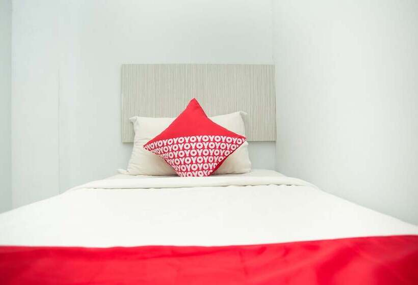 هاستل Lapan Lapan By Oyo Rooms