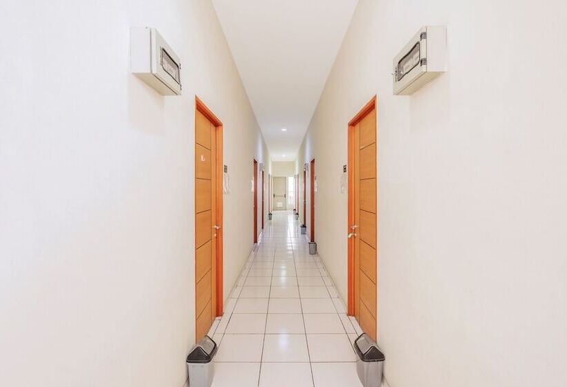 هاستل Micasa Residence By Oyo Rooms