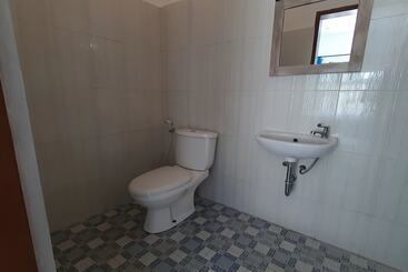 هاستل Villa Sari By Oyo Rooms