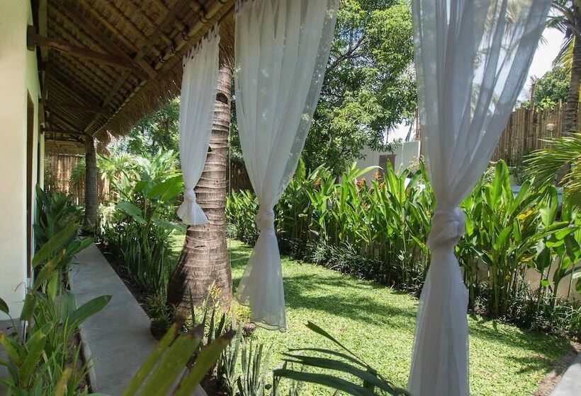 تختخواب و صبحانه The Mandana Villa Gili Air