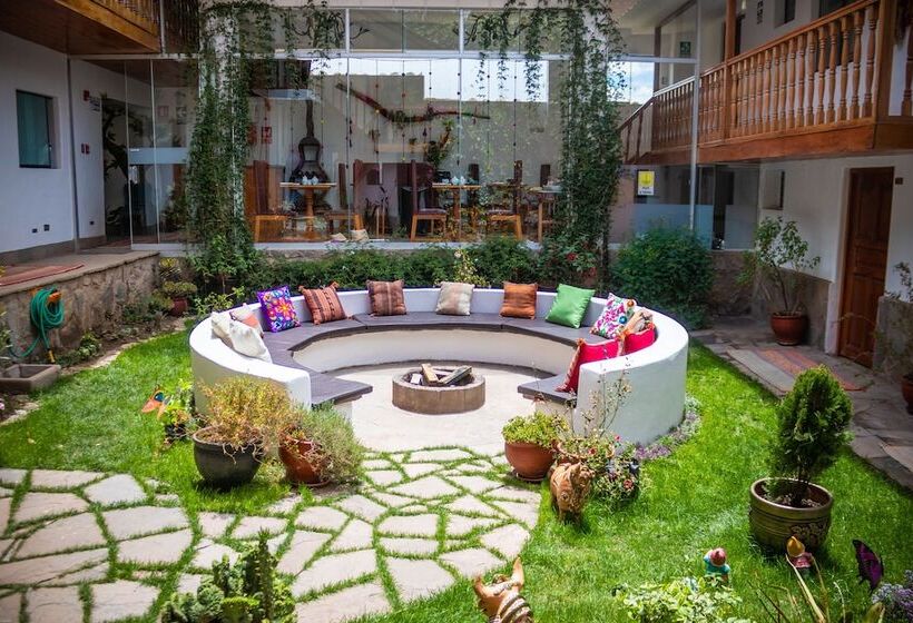هتل Home Garden