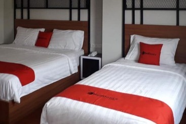هتل Reddoorz Plus @ Doorman Guest House
