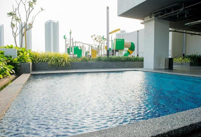 بنسيون Ezzyhome Medini