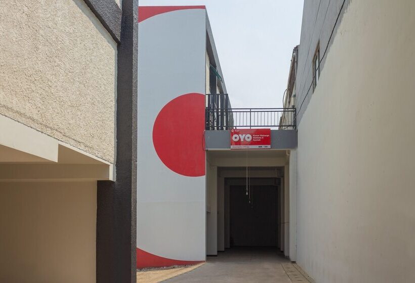 پانسیون Kamar Keluarga Mahkota 8 By Oyo Rooms