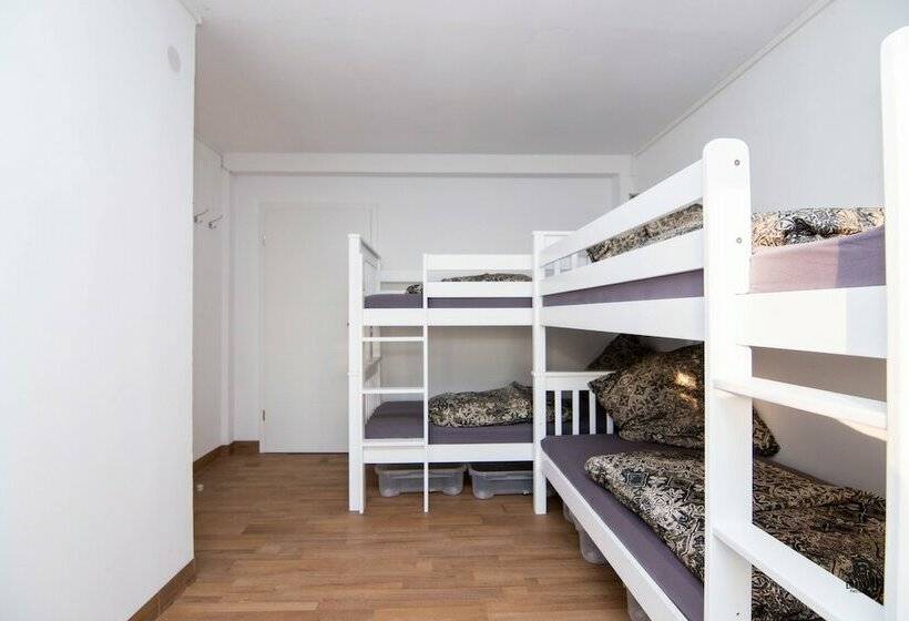 Skyhostel Friedrichshafen