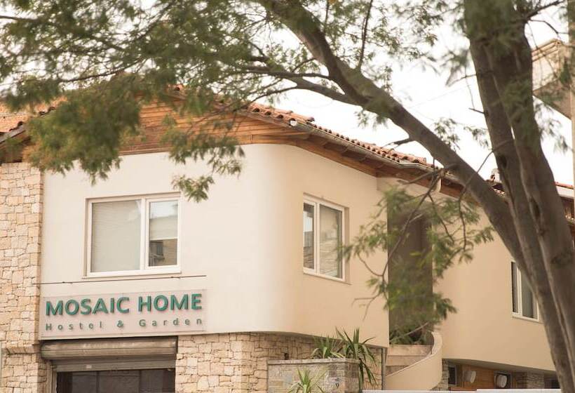 هاستل Mosaic Home
