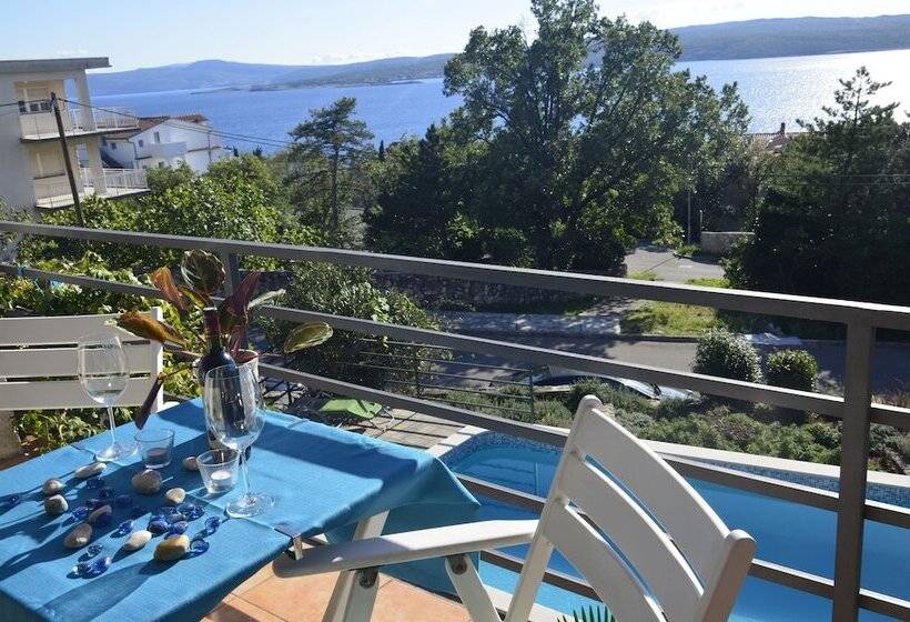 Apartments Lounger Frkovic