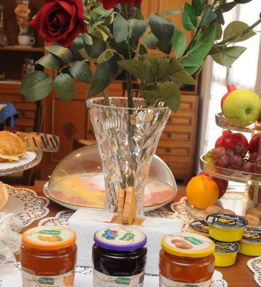 تختخواب و صبحانه La Casa Di Luna