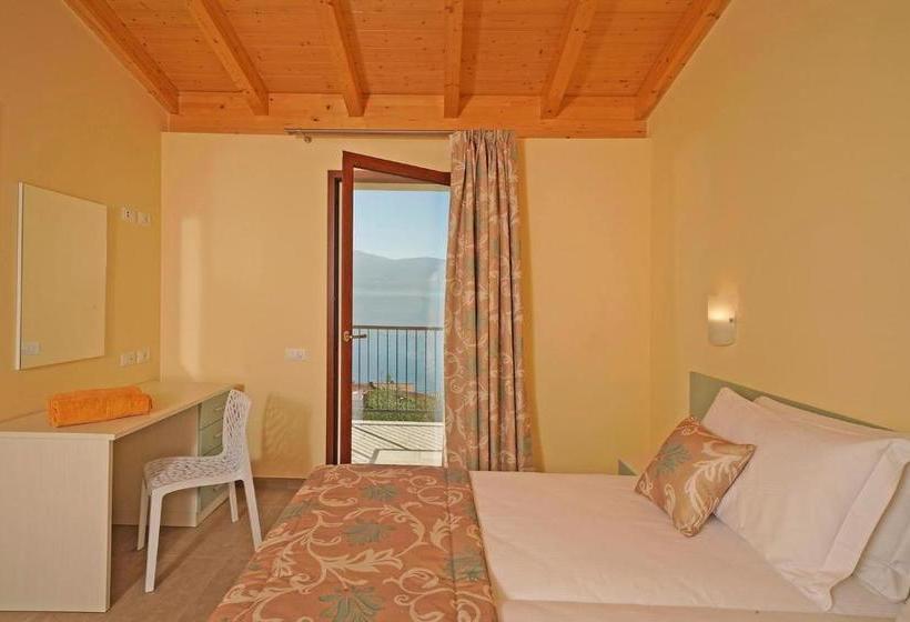 فندق فئة نجمة واحدة Residence Dany Appartamenti Con Cucina Vista Lago Piscina E Parcheggio