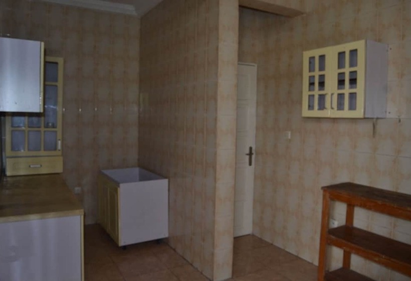 هتل Finesse Ntumba