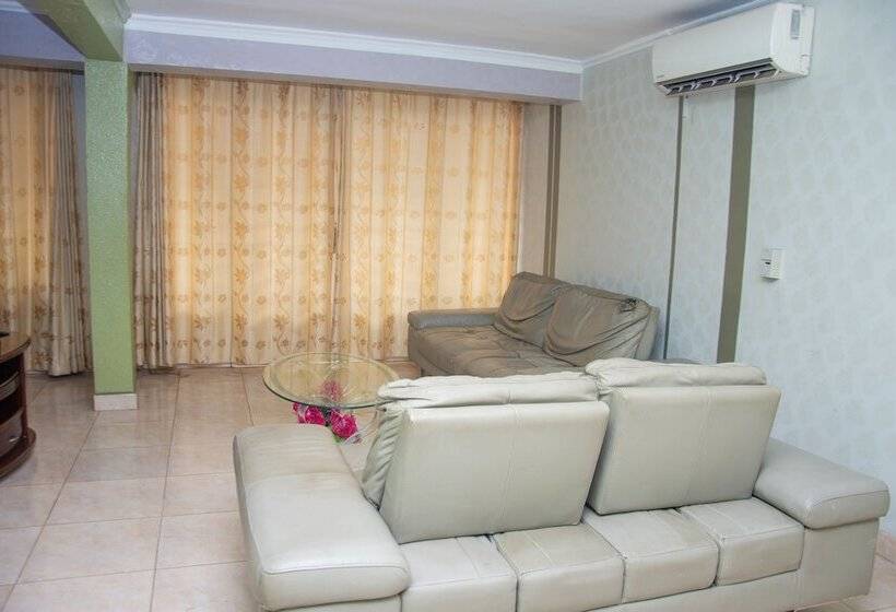 هتل Finesse Ntumba