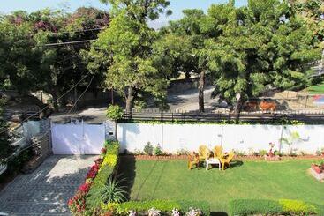 هتل Heritage Bungalow 97 Ajmer