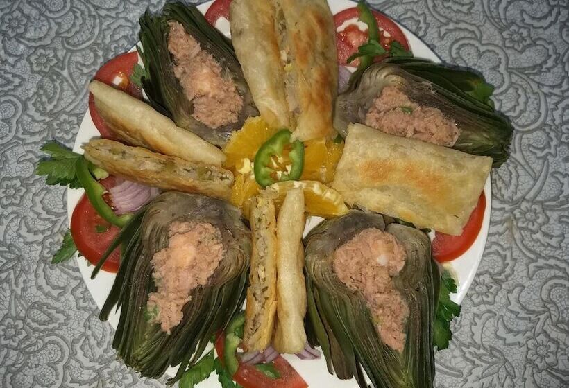 هتل Lahlou Riad Cafeteria