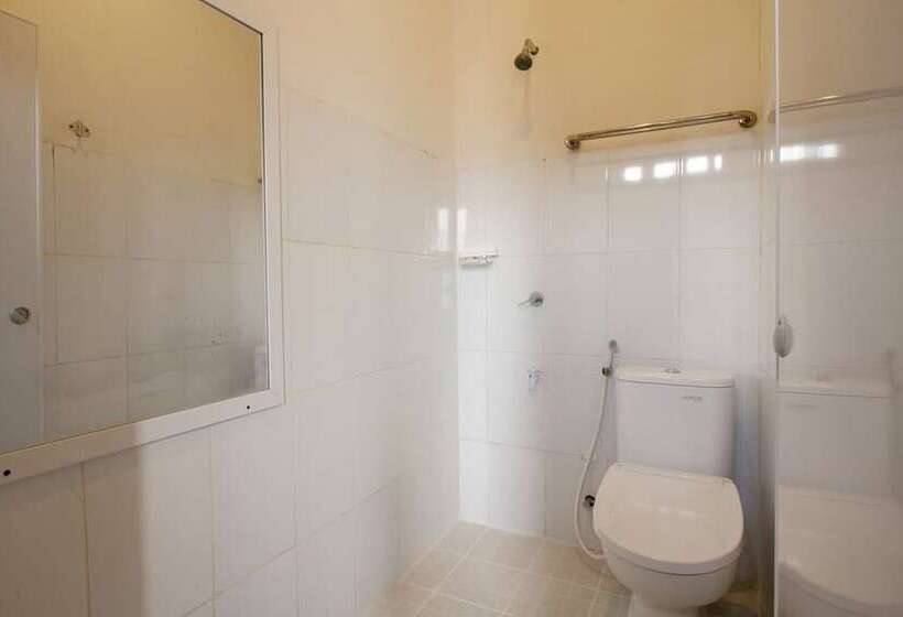 هتل Reddoorz Near Jalan Sudirman Padang