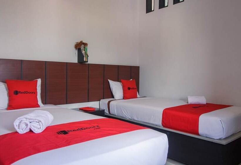 هتل Reddoorz Near Jalan Sudirman Padang