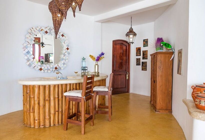 هتل Villa Amor