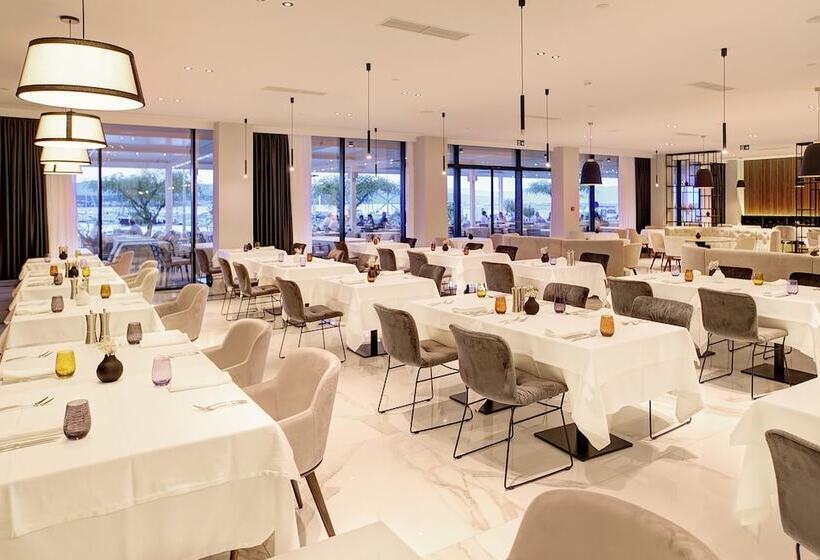 Luxury Hotel Riva