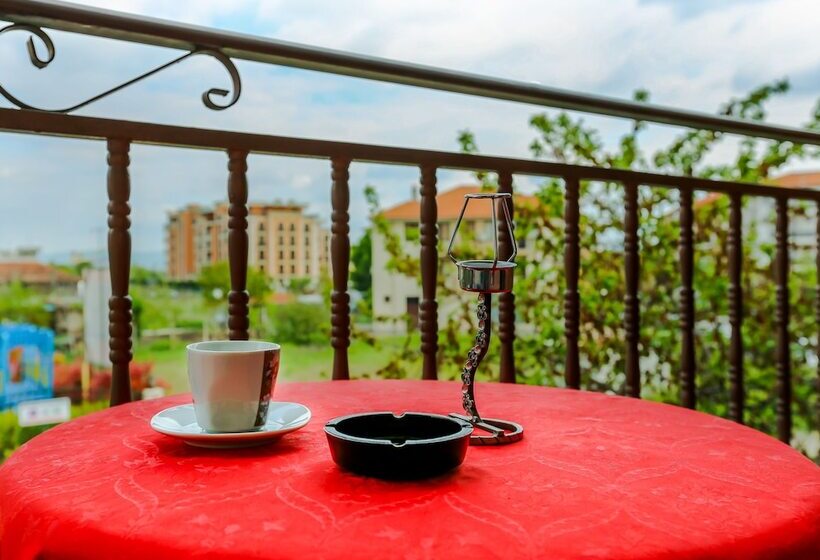 پانسیون Family Triple Room In Dafinka Guest House