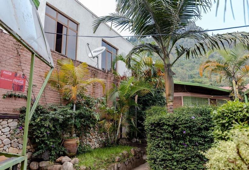 Sawa Sawa Motel