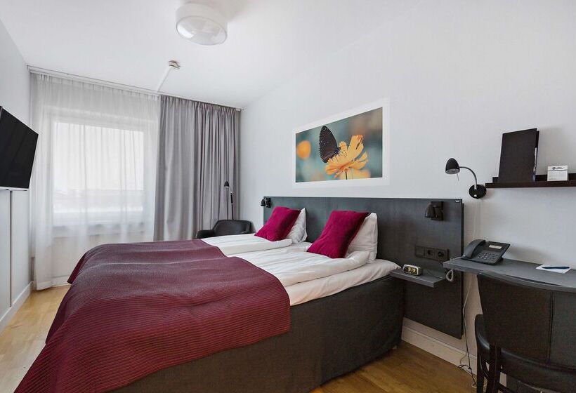 هتل Best Western Plaza