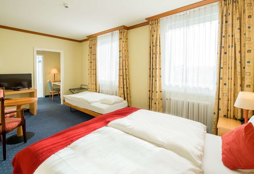 ホテル Hôtel Rallye & Entrées Aux Bains De La Gruyère