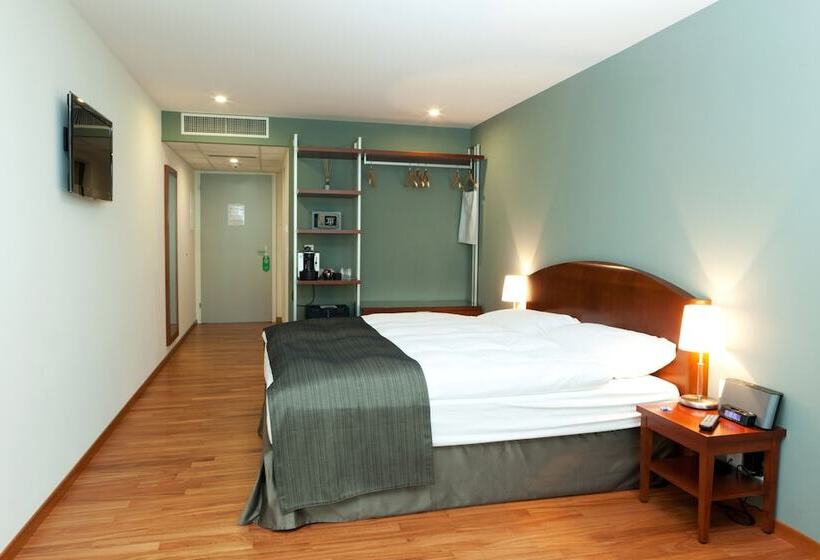 Отель Hôtel Rallye & Entrées Aux Bains De La Gruyère